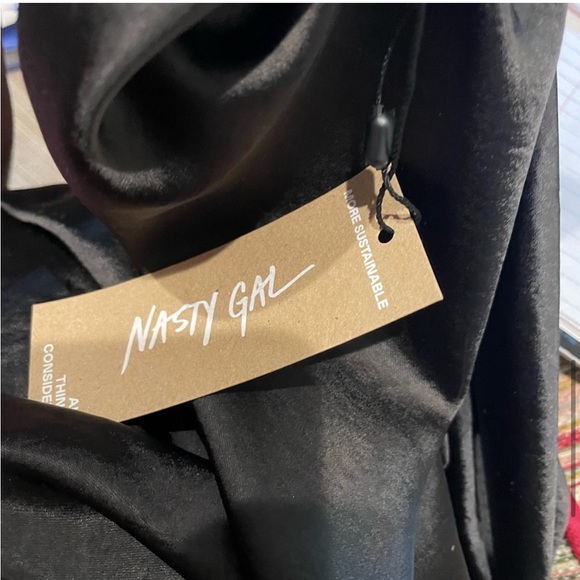 Nasty Gal Satine Black Maxi Skirt Size 2 New with Tags - Picture 4 of 5